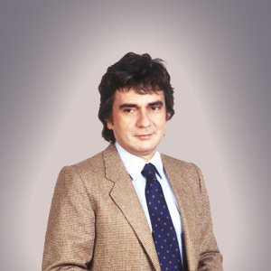 Dudley Moore ดาวน์โหลดและฟังเพลงฮิตจาก Dudley Moore