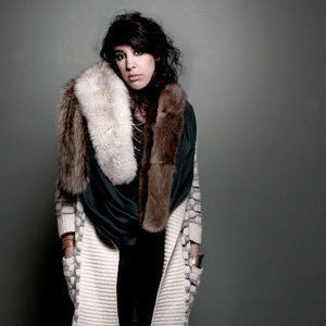 Ines Talbi ดาวน์โหลดและฟังเพลงฮิตจาก Ines Talbi