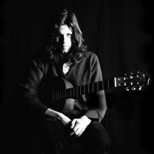 Nick Drake ดาวน์โหลดและฟังเพลงฮิตจาก Nick Drake