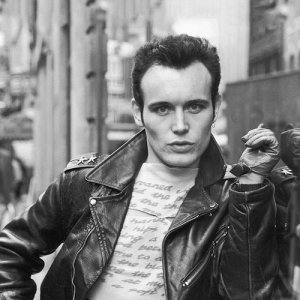 Adam Ant ดาวน์โหลดและฟังเพลงฮิตจาก Adam Ant