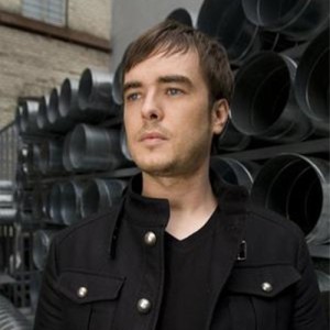 Denis Naidanow ดาวน์โหลดและฟังเพลงฮิตจาก Denis Naidanow