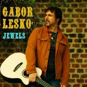 收聽Gabor Lesko的Dust in the Wind歌詞歌曲