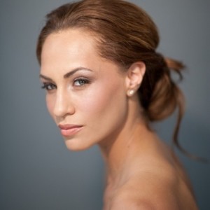 Dominique ดาวน์โหลดและฟังเพลงฮิตจาก Dominique