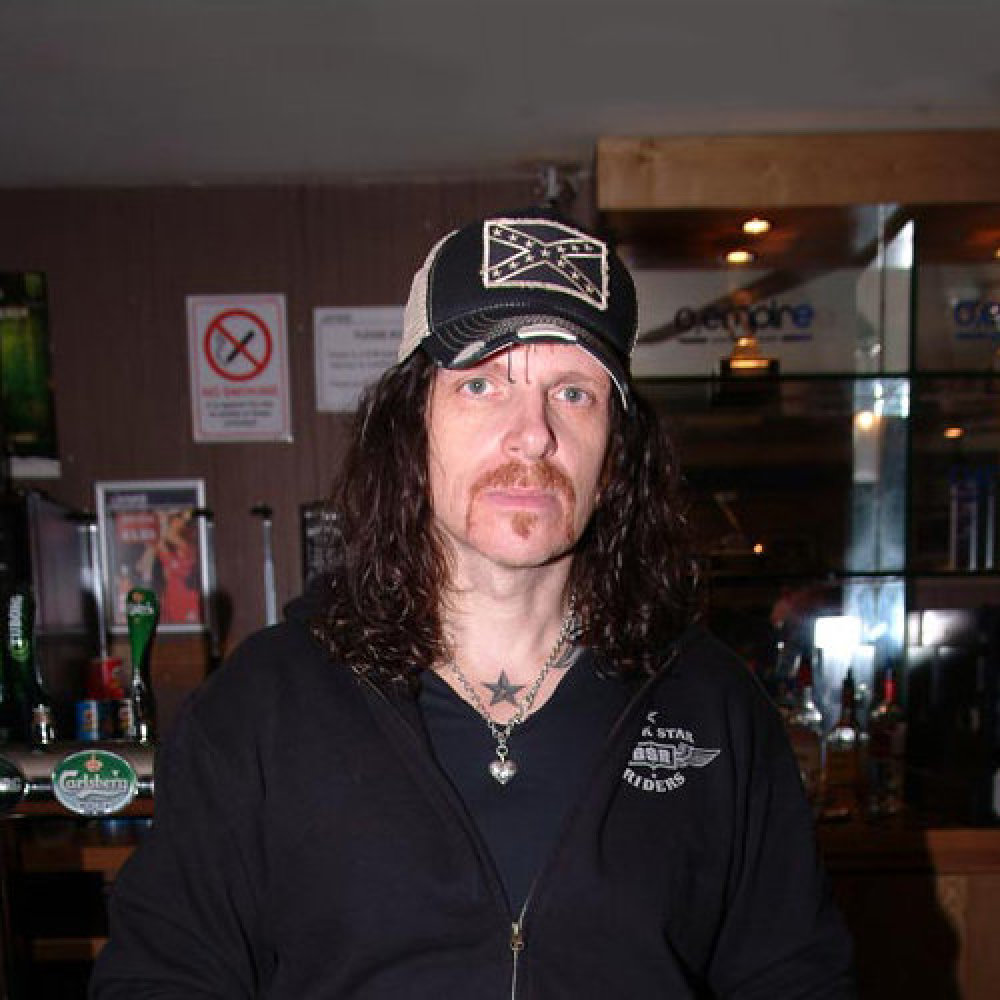 Ricky Warwick
