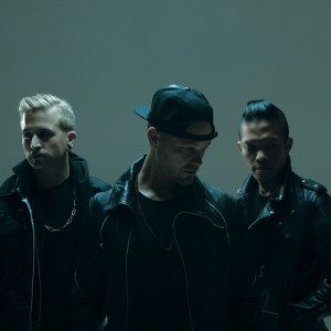 The Glitch Mob ดาวน์โหลดและฟังเพลงฮิตจาก The Glitch Mob
