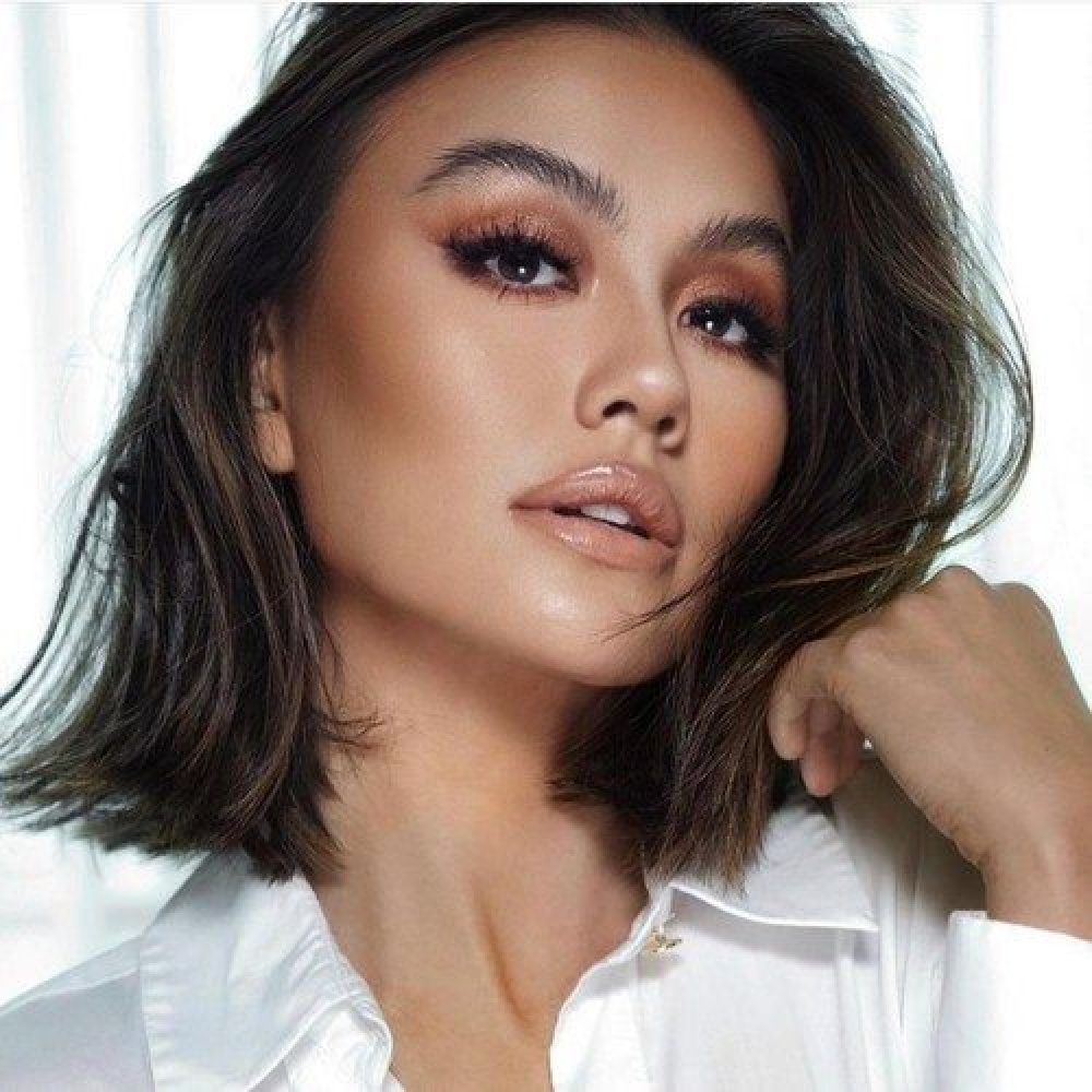 AGNEZ MO
