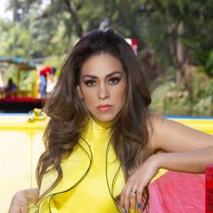 Irasema ดาวน์โหลดและฟังเพลงฮิตจาก Irasema