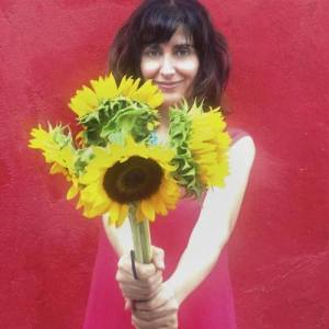 Luthea Salom ดาวน์โหลดและฟังเพลงฮิตจาก Luthea Salom