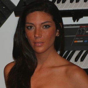 Sophia Cruz ดาวน์โหลดและฟังเพลงฮิตจาก Sophia Cruz