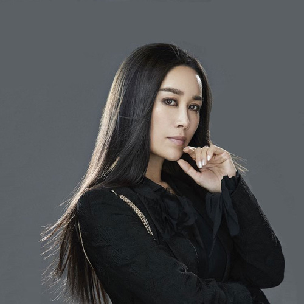 Na Ying