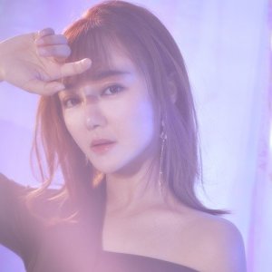 孙艺程 ดาวน์โหลดและฟังเพลงฮิตจาก 孙艺程