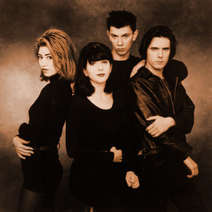 Lush ดาวน์โหลดและฟังเพลงฮิตจาก Lush