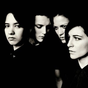 Savages ดาวน์โหลดและฟังเพลงฮิตจาก Savages