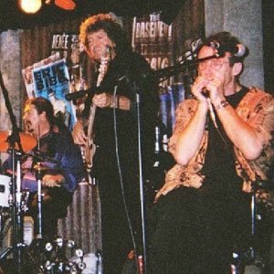 The Hoochie Coochie Men ดาวน์โหลดและฟังเพลงฮิตจาก The Hoochie Coochie Men
