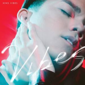 Dengarkan 风起了 lagu dari Hins Cheung dengan lirik