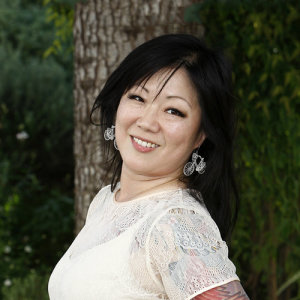 Margaret Cho ดาวน์โหลดและฟังเพลงฮิตจาก Margaret Cho