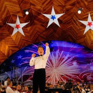 Boston Pops Orchestra ดาวน์โหลดและฟังเพลงฮิตจาก Boston Pops Orchestra