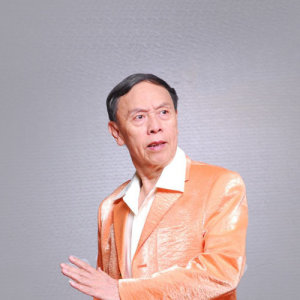 黄俊英 ดาวน์โหลดและฟังเพลงฮิตจาก 黄俊英