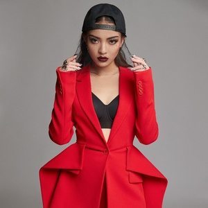收聽VAVA 毛衍七的Rap Star歌詞歌曲