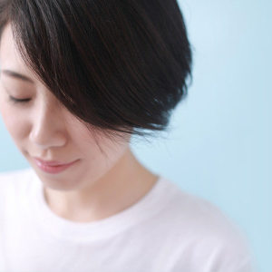 黄晶 ดาวน์โหลดและฟังเพลงฮิตจาก 黄晶