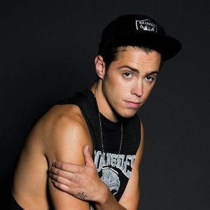 Sammy Adams ดาวน์โหลดและฟังเพลงฮิตจาก Sammy Adams