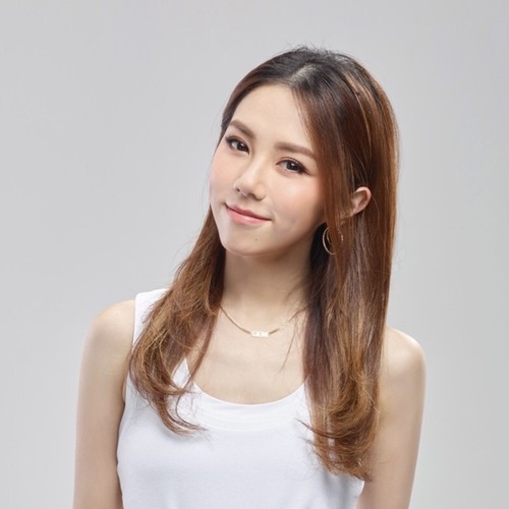 G.E.M. é§ç´«æ£