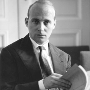 Hans Werner Henze ดาวน์โหลดและฟังเพลงฮิตจาก Hans Werner Henze