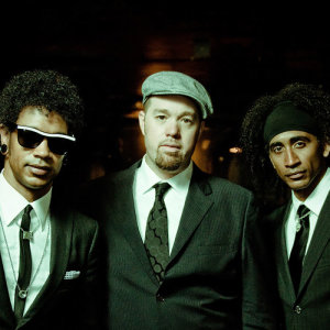 Soulive ดาวน์โหลดและฟังเพลงฮิตจาก Soulive