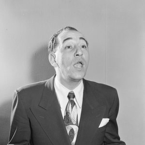 Louis Prima ดาวน์โหลดและฟังเพลงฮิตจาก Louis Prima