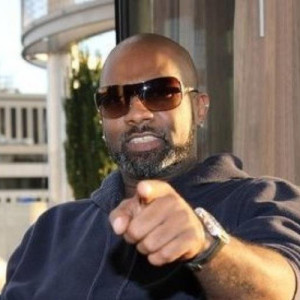 Paul Johnson ดาวน์โหลดและฟังเพลงฮิตจาก Paul Johnson