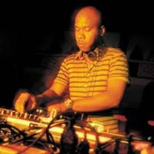 Mark Grant ดาวน์โหลดและฟังเพลงฮิตจาก Mark Grant