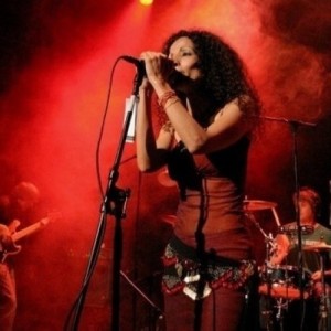 Al-Yaman ดาวน์โหลดและฟังเพลงฮิตจาก Al-Yaman
