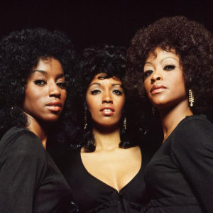 The Three Degrees ดาวน์โหลดและฟังเพลงฮิตจาก The Three Degrees