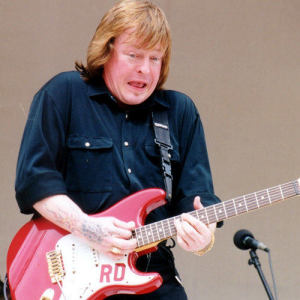 Rick Derringer ดาวน์โหลดและฟังเพลงฮิตจาก Rick Derringer