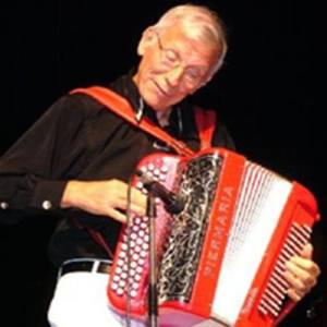Maurice Larcange ดาวน์โหลดและฟังเพลงฮิตจาก Maurice Larcange