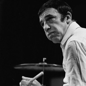 Buddy Rich ดาวน์โหลดและฟังเพลงฮิตจาก Buddy Rich