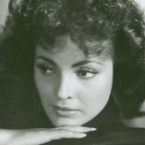 Carmen Sevilla ดาวน์โหลดและฟังเพลงฮิตจาก Carmen Sevilla