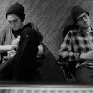 John Frusciante & Josh Klinghoffer ดาวน์โหลดและฟังเพลงฮิตจาก John Frusciante & Josh Klinghoffer