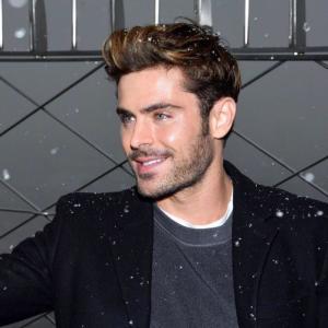 Zac Efron ดาวน์โหลดและฟังเพลงฮิตจาก Zac Efron