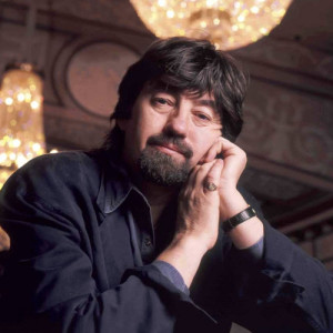 Trevor Nunn ดาวน์โหลดและฟังเพลงฮิตจาก Trevor Nunn