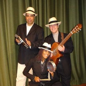 Bossa Tres ดาวน์โหลดและฟังเพลงฮิตจาก Bossa Tres