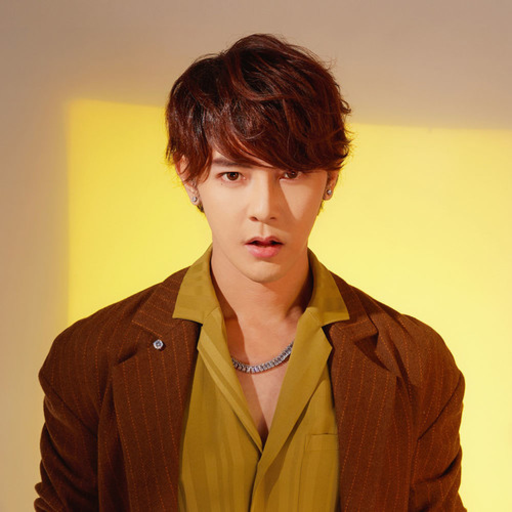 Jiro Wang
