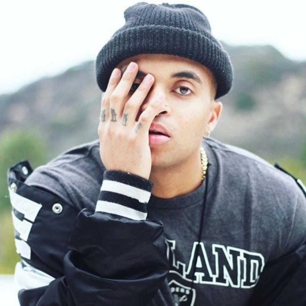 Bobby Brackins