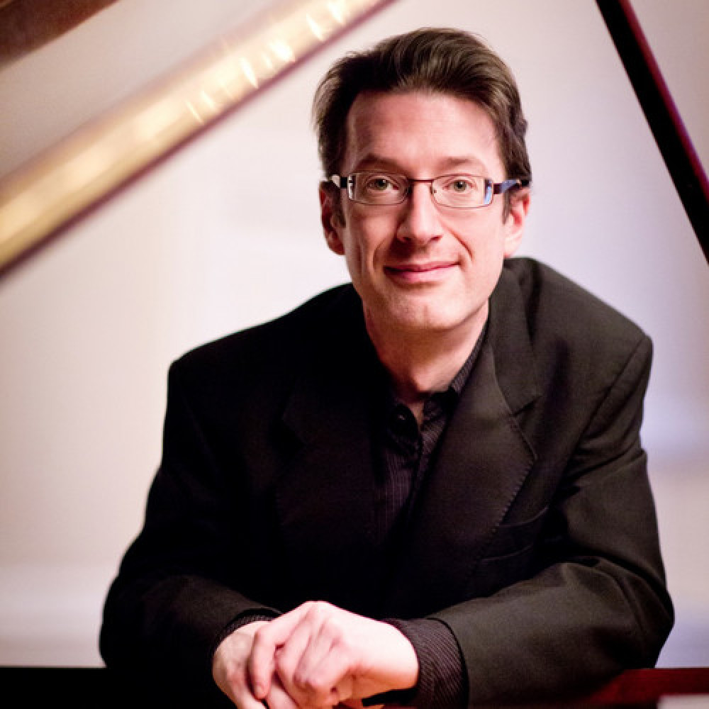 Llyr Williams