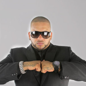 Franco El Gorila ดาวน์โหลดและฟังเพลงฮิตจาก Franco El Gorila