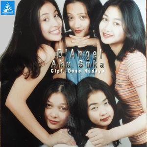 Dengarkan Aku Suka lagu dari D'Angels dengan lirik