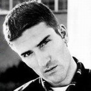 Snow ดาวน์โหลดและฟังเพลงฮิตจาก Snow