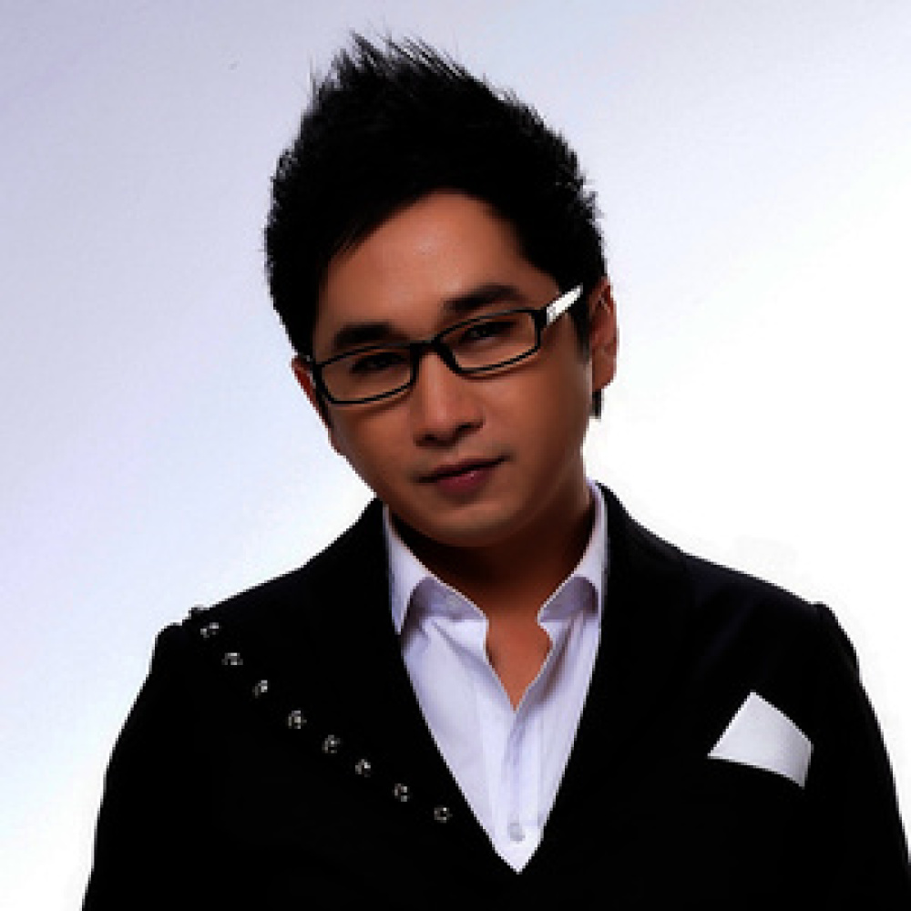 Người Gần Tình Xa