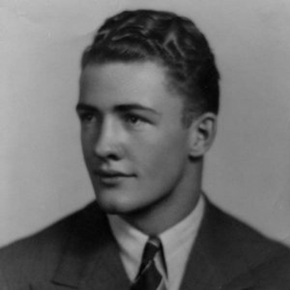 Robert Nichols