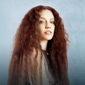 Jess Glynne